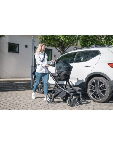 Thule Sleek - Black on Black incl. Reismand
