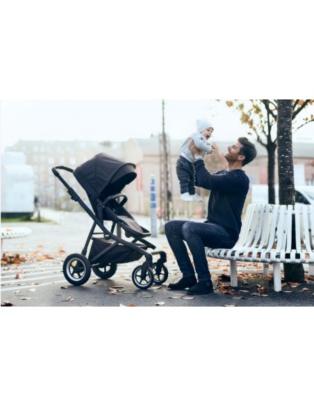 Thule Sleek - Black on Black incl. Reismand